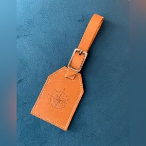 Leather Luggage Tag w/Stamped Compass Detail